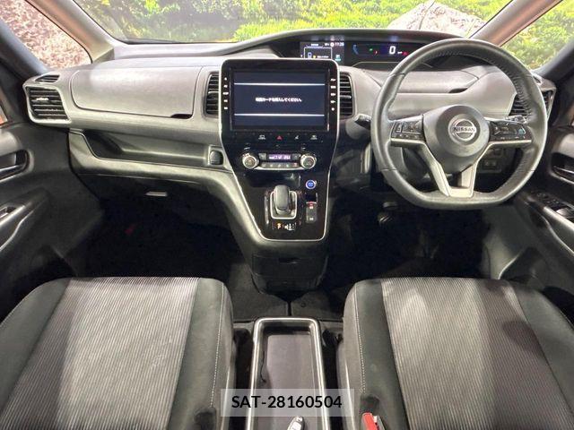 Nissan SERENA 2022-08 8745702-1