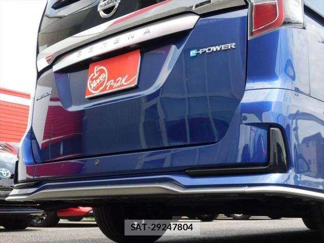 Nissan SERENA 2022-03 8745709-17