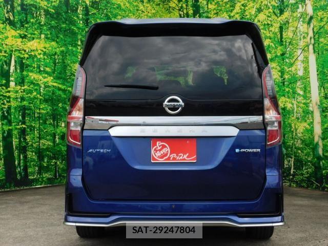 Nissan SERENA 2022-03 8745709-2