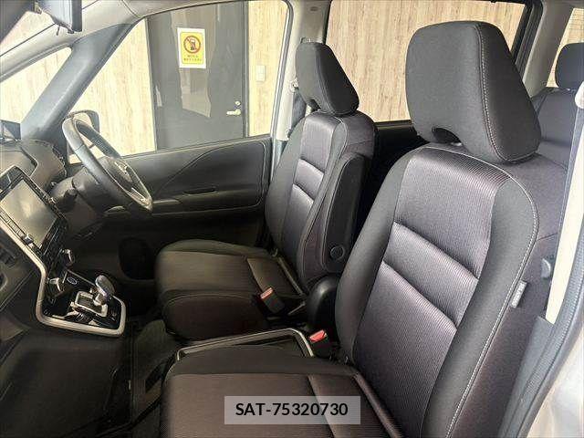 Nissan SERENA 2018-04 8745719-29