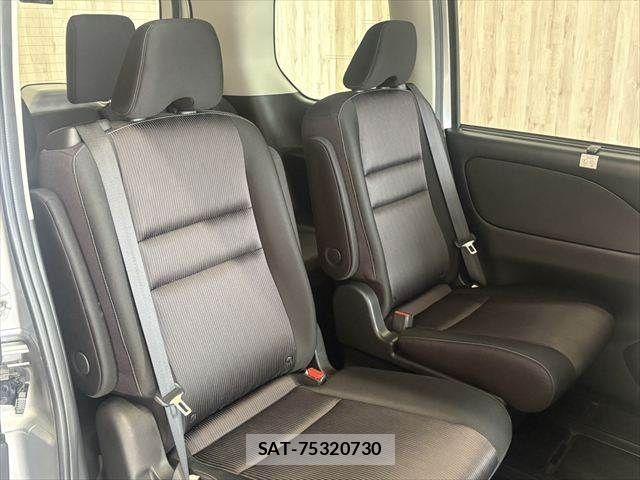 Nissan SERENA 2018-04 8745719-7