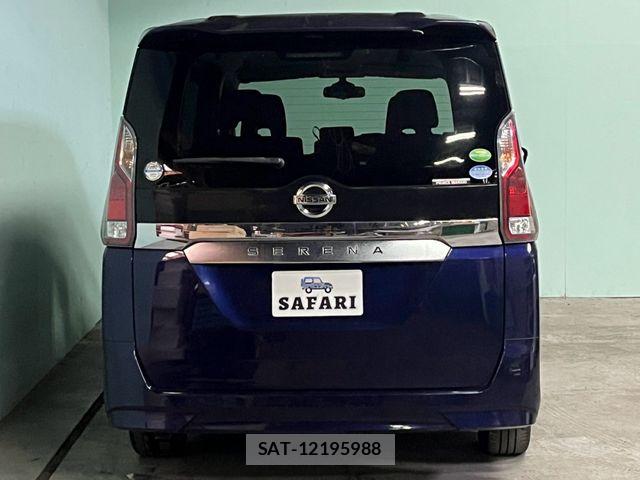 Nissan SERENA 2017-10 8745726-9