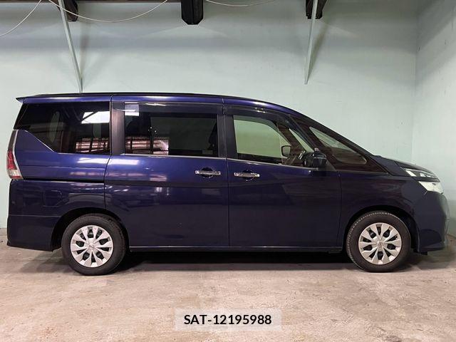 Nissan SERENA 2017-10 8745726-11