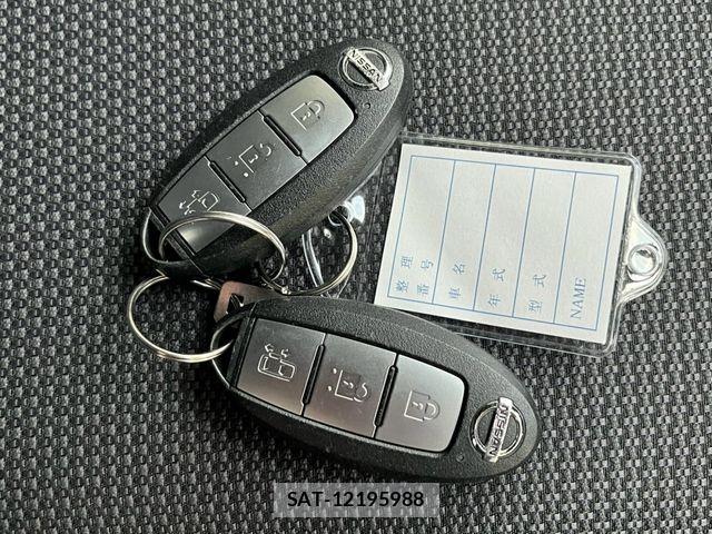 Nissan SERENA 2017-10 8745726-22