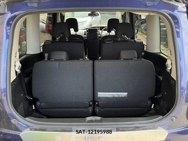 Nissan SERENA 2017-10 8745726-27