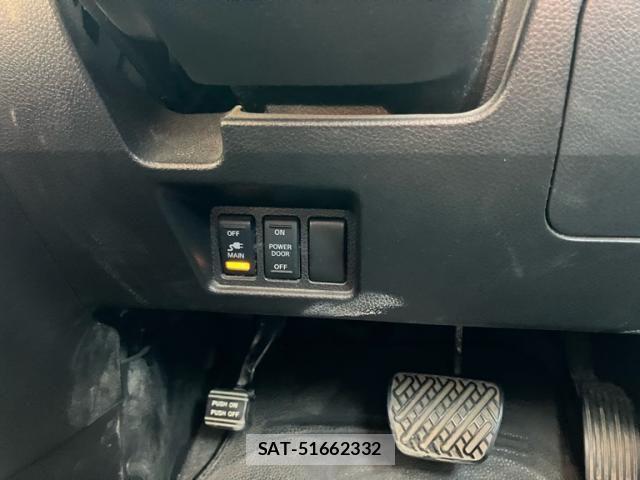 Nissan SERENA 2012-02 8745751-18