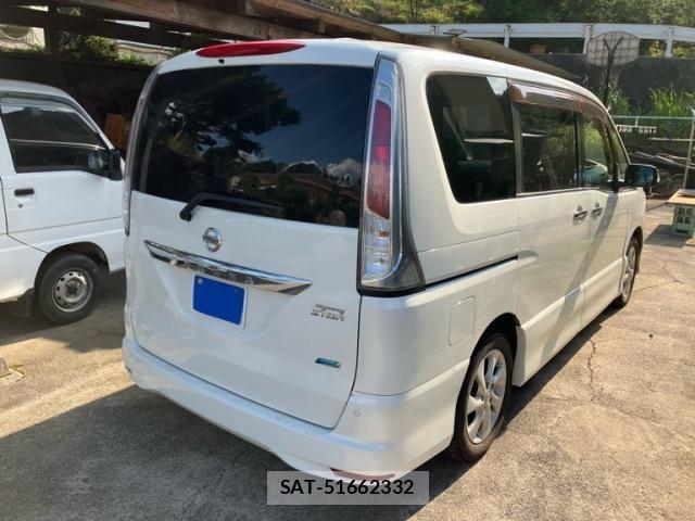 Nissan SERENA 2012-02 8745751-2