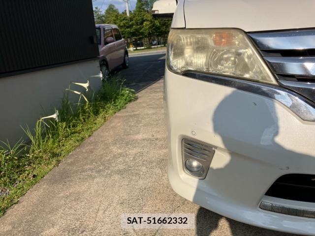 Nissan SERENA 2012-02 8745751-4