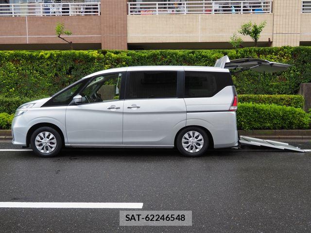 Nissan SERENA 2017-07 8745722-22