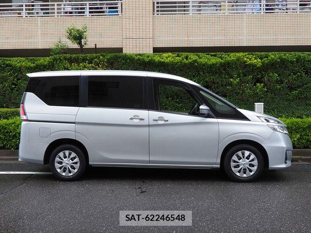 Nissan SERENA 2017-07 8745722-24