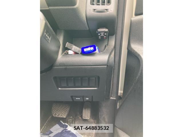 Nissan SERENA 2007-02 8745749-19