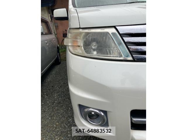 Nissan SERENA 2007-02 8745749-6