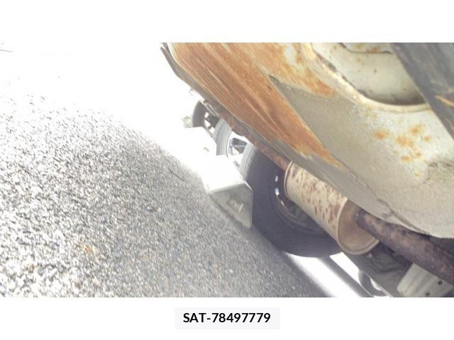 Nissan SERENA 2010-02 8745745-17