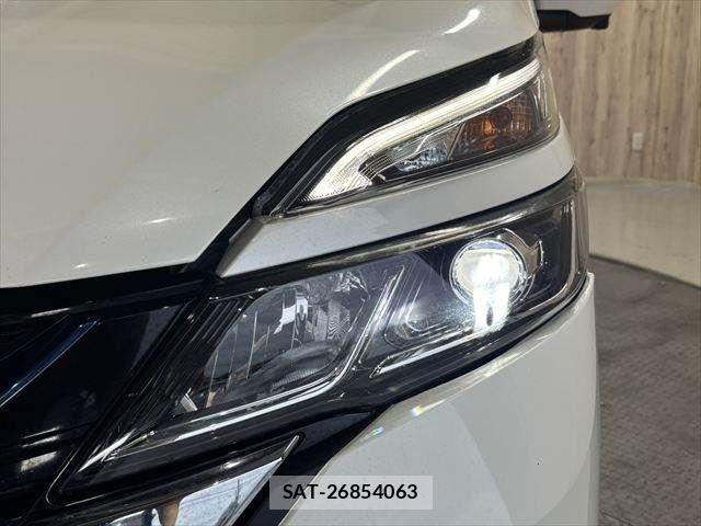 Nissan SERENA 2019-04 8745723-11