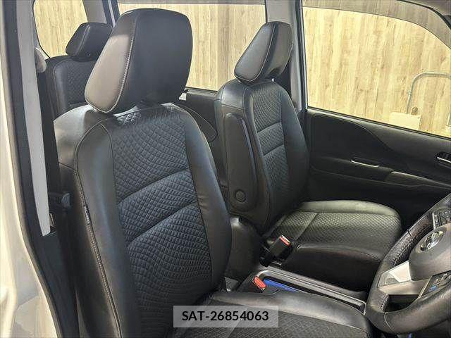 Nissan SERENA 2019-04 8745723-6