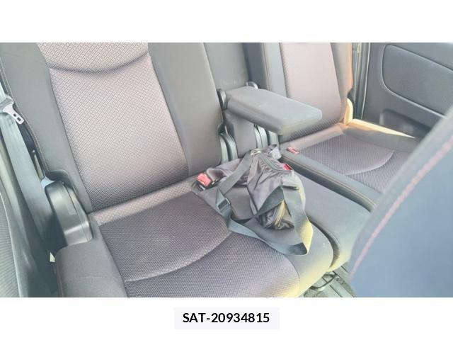 Nissan SERENA 2011-07 8745736-22