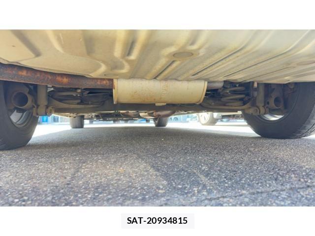 Nissan SERENA 2011-07 8745736-7