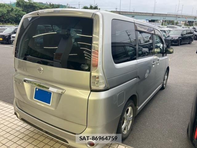 Nissan SERENA 2007-09 8745748-3