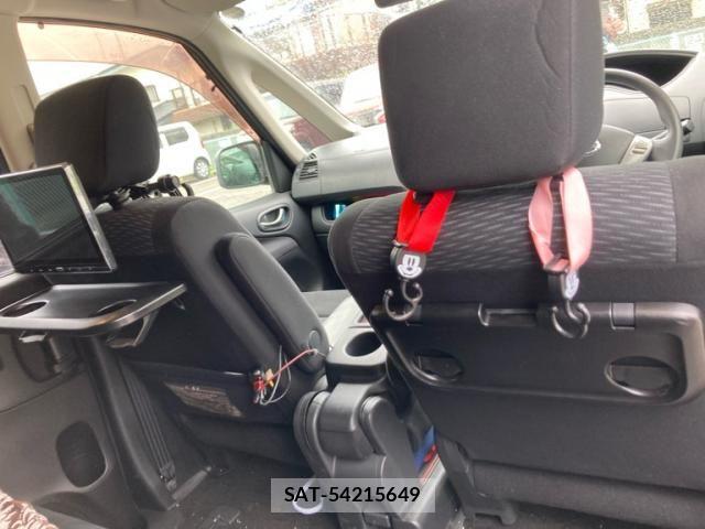 Nissan SERENA 2011-11 8745750-12