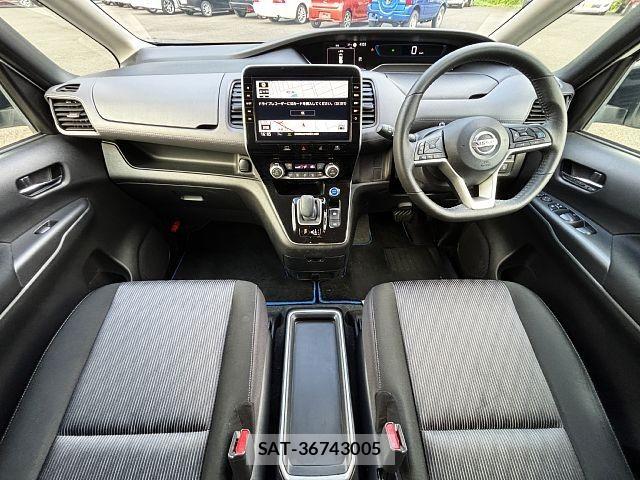 Nissan SERENA 2022-06 8745710-1