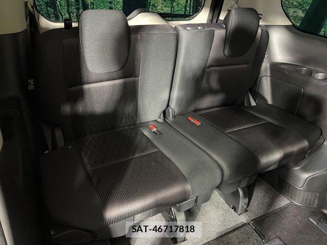 Nissan SERENA 2018-04 8781946-9