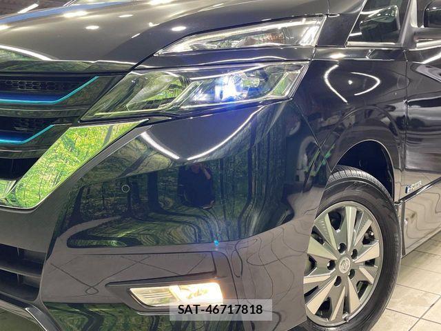Nissan SERENA 2018-04 8781946-12