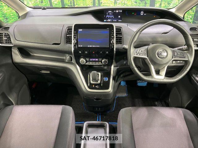 Nissan SERENA 2018-04 8781946-1