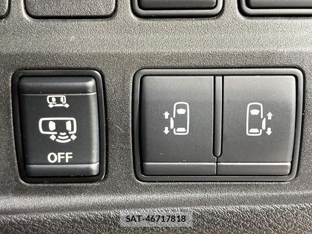 Nissan SERENA 2018-04 8781946-6