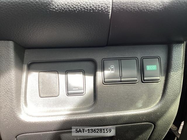 Nissan SERENA 2016-01 8781965-20