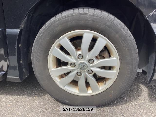 Nissan SERENA 2016-01 8781965-8