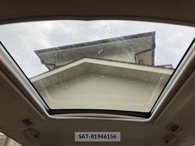 Nissan SERENA 2012-04 8781969-28