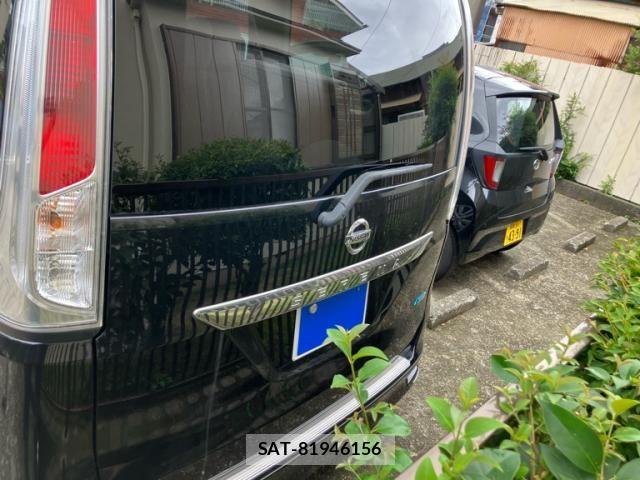 Nissan SERENA 2012-04 8781969-6