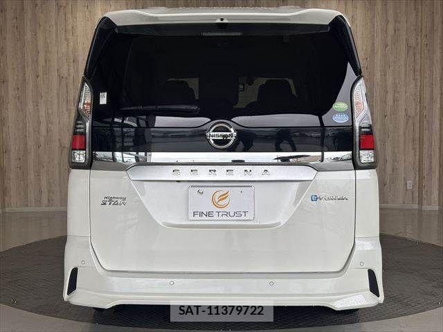 Nissan SERENA 2018-10 8781948-19