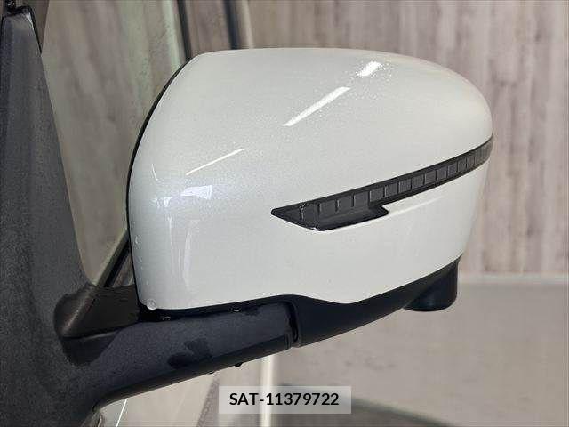 Nissan SERENA 2018-10 8781948-27