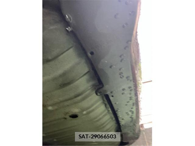 Nissan SERENA 2016-01 8781960-10
