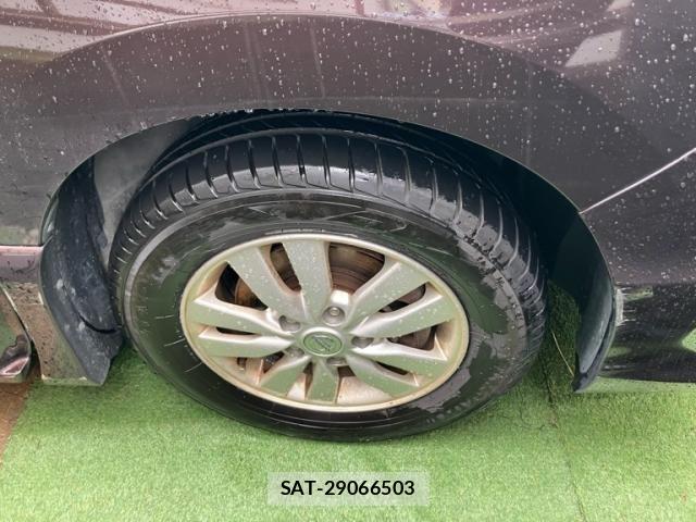 Nissan SERENA 2016-01 8781960-5