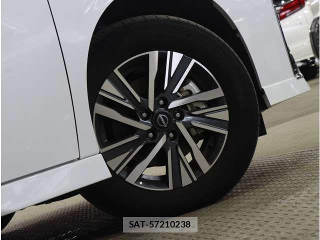 Nissan SERENA 2024-03 8781935-19