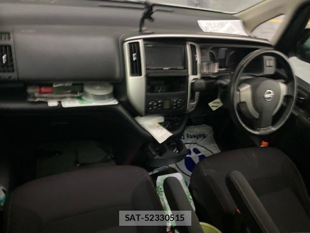Nissan SERENA 2009-04 8781967-9