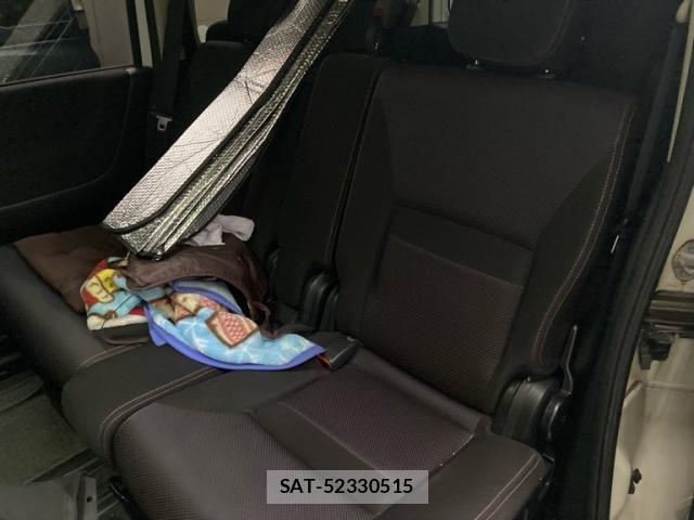 Nissan SERENA 2009-04 8781967-8