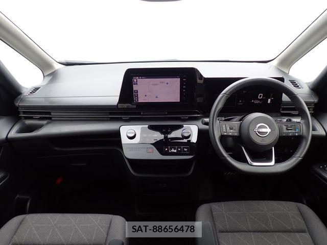 Nissan SERENA 2024-04 8781944-1