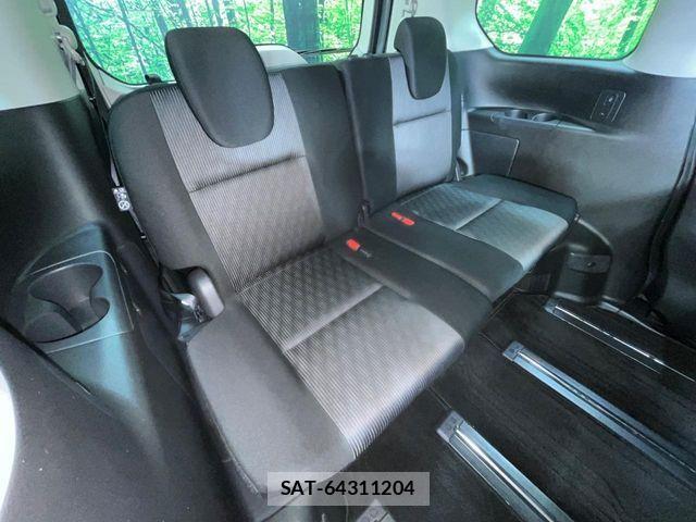 Nissan SERENA 2022-08 8781941-9