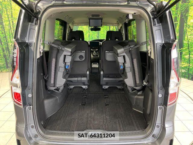 Nissan SERENA 2022-08 8781941-10