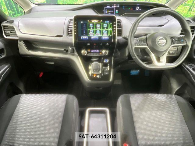 Nissan SERENA 2022-08 8781941-1