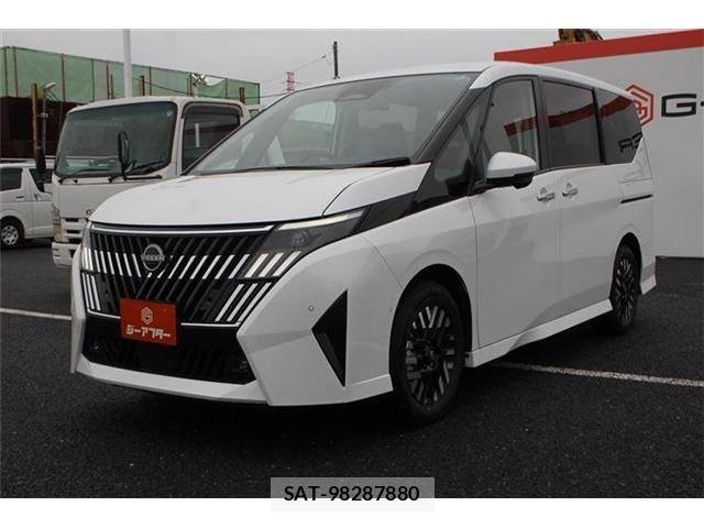 Nissan SERENA 2026-01 8781932-9