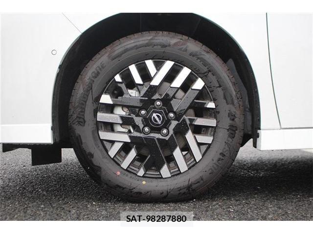 Nissan SERENA 2026-01 8781932-16