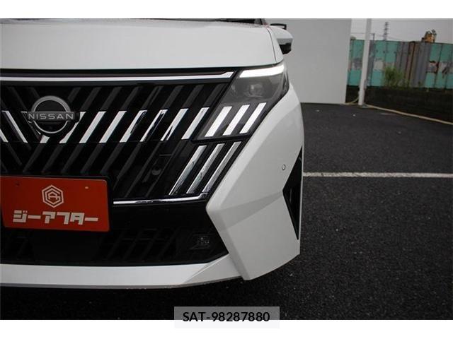 Nissan SERENA 2026-01 8781932-23