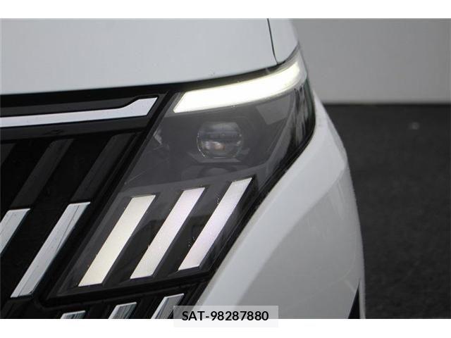 Nissan SERENA 2026-01 8781932-24