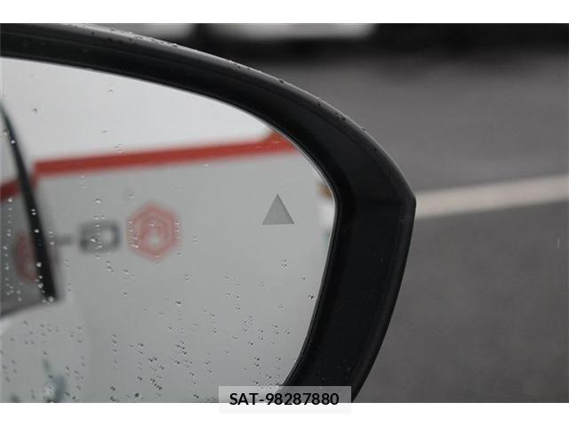 Nissan SERENA 2026-01 8781932-5