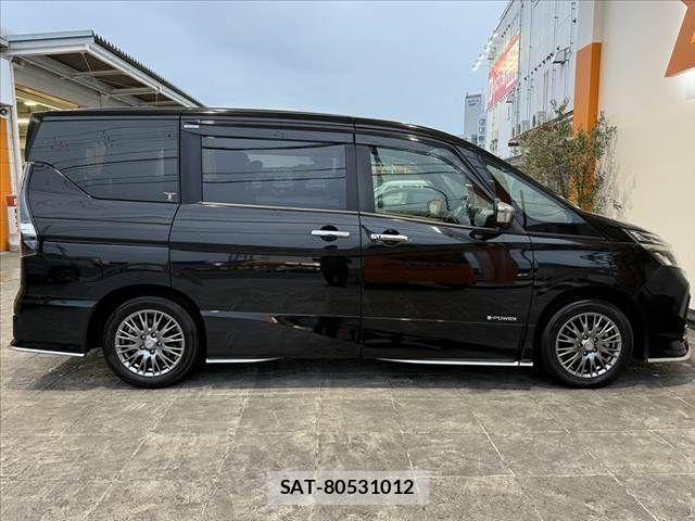Nissan SERENA 2019-12 8781942-11