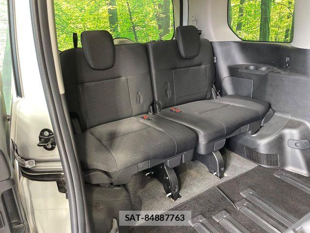 Nissan SERENA 2023-06 8781938-9